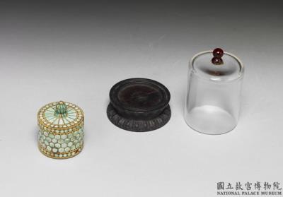 图片[3]-Pair of gold boxes with turquoise inlay, fitted with glass covers, Qing dynasty (1644-1912)-China Archive